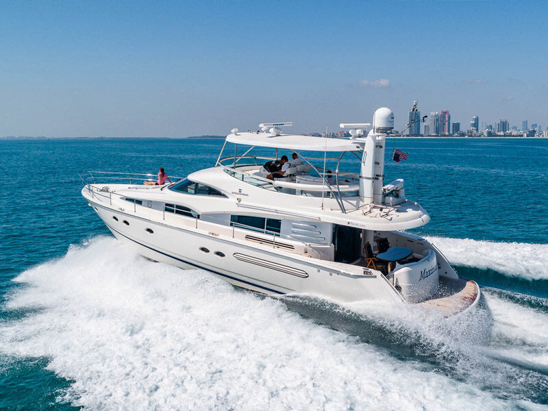 miami yacht rental with jacuzzi